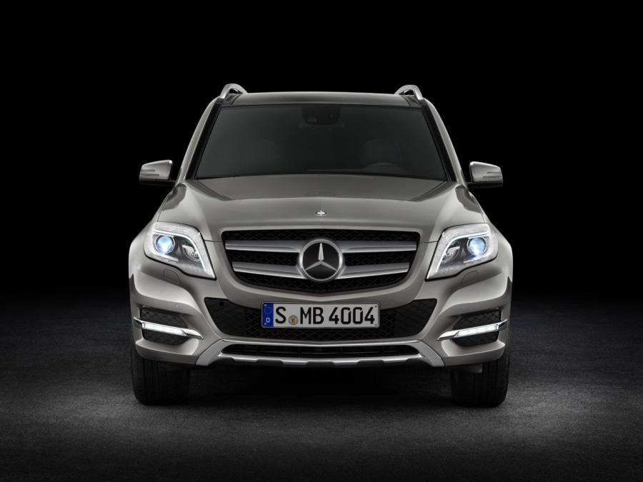  Mercedes-Benz GLK250 BlueTec 2013 года  (фото 1 из 9)